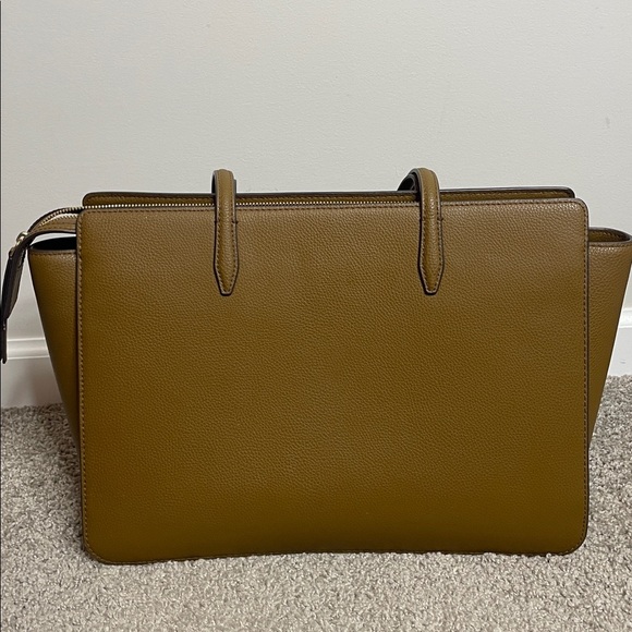 Tory Burch | Brown Robinson Pebbled Leather Tote - Picture 6 of 13